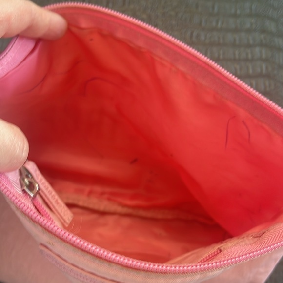 Kiwi Saint Tropez Pink Cosmetic Bag with Pleather Pink Handle -Silver Hardware - Picture 9 of 11